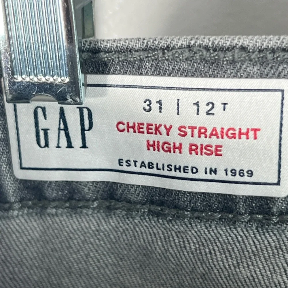 Gap Cheeky Straight High Rise Jeans Sky Gray 31/12 READ HEMMED See Measurements